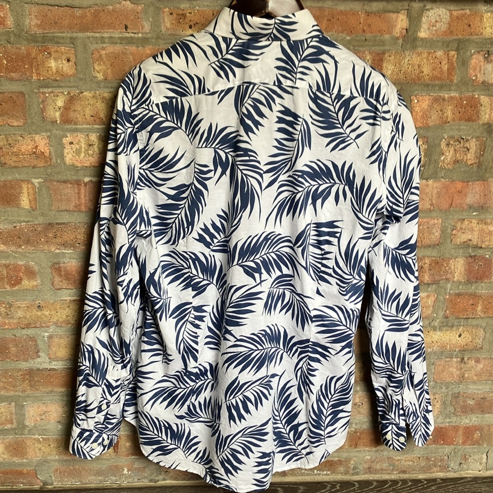 EXPRESS - Picture 5 of 11